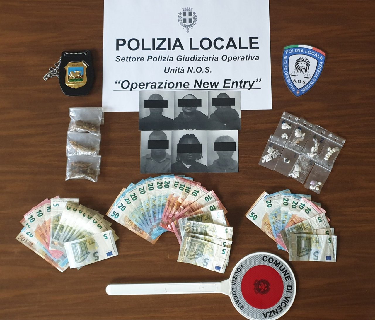 Volti nuovi tra i pusher per confondere le acque, ma la Polizia locale non ci casca