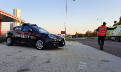 Girava per Bassano con una mazza ferrata nel bagagliaio dell'auto: denunciato 25enne