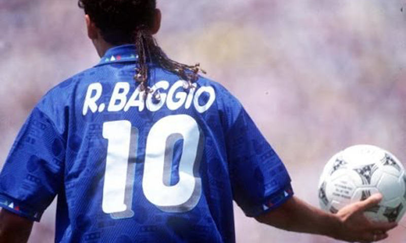 Buon compleanno Roberto Baggio! Festeggia con un film “Il Divin Codino”