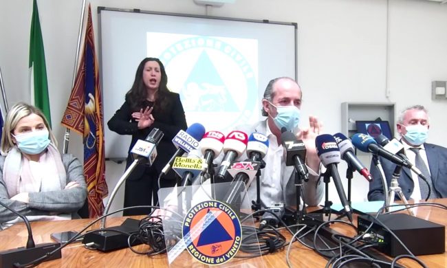 Piste da sci chiuse, Zaia all’attacco: “Ristori? Bisogna pagare i danni” | +241 positivi Covid | Dati 15 febbraio 2021