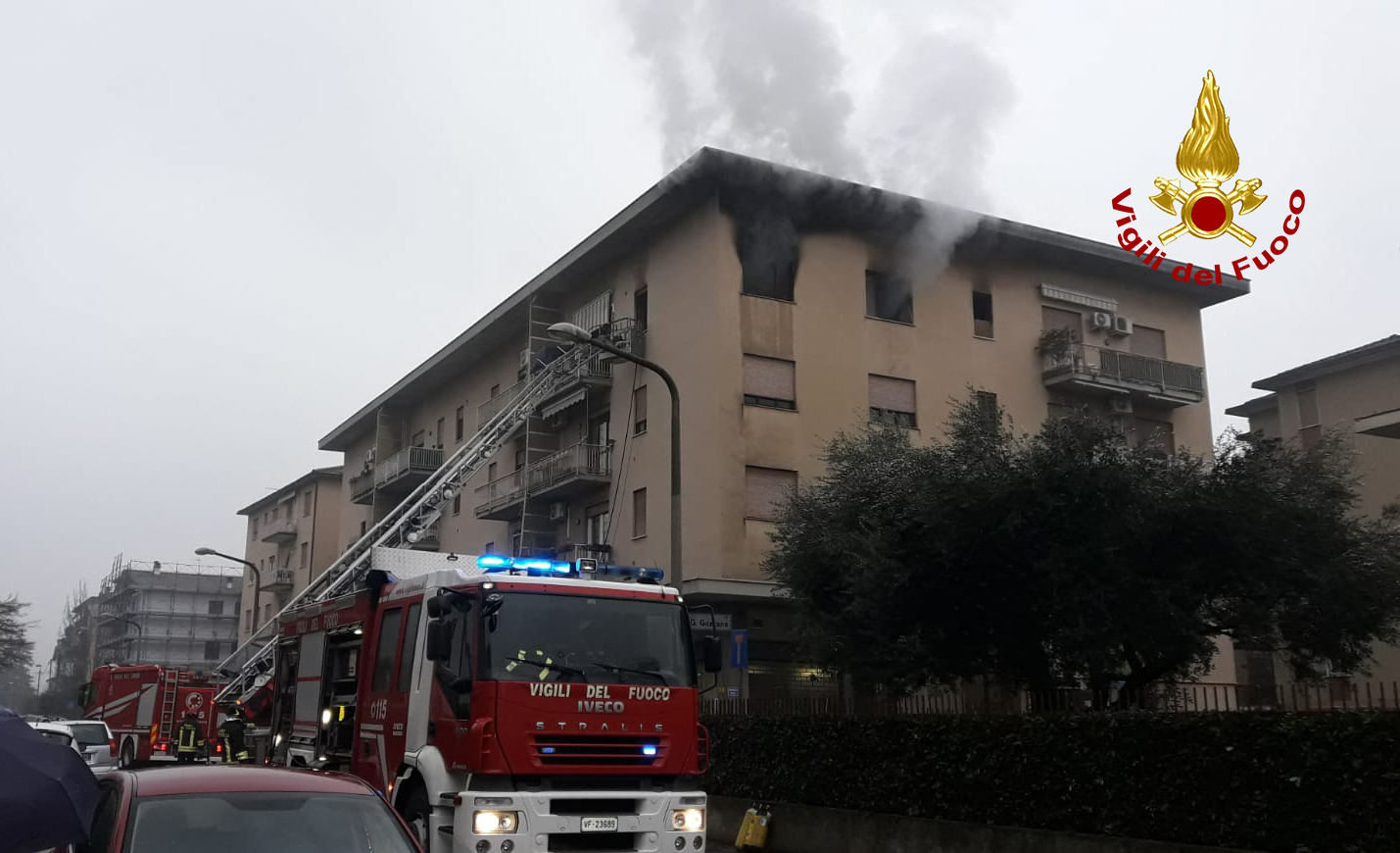 Incendio appartamento a Vicenza: il video dell'intervento dei Vigili del fuoco