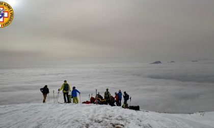 Scialpinista si infortuna nella fase di discesa dal Rifugio Chierego