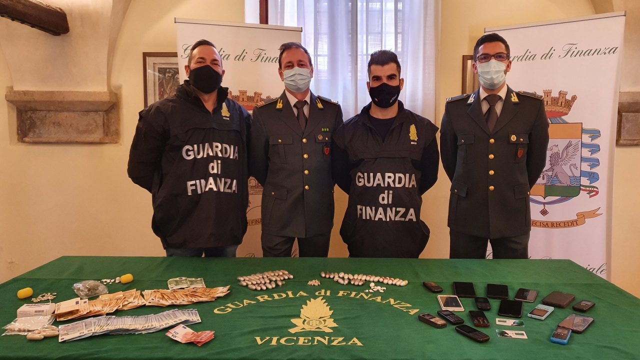 Richiedenti asilo spacciatori, smantellata la centrale della droga nel cuore di Vicenza