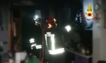 Incendio a Rossano Veneto nella cucina di un appartamento: una persona intossicata