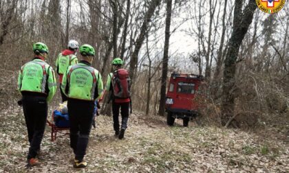 Rovinosa caduta dalla mountain bike lungo il sentiero: soccorso ciclista 42enne di Thiene