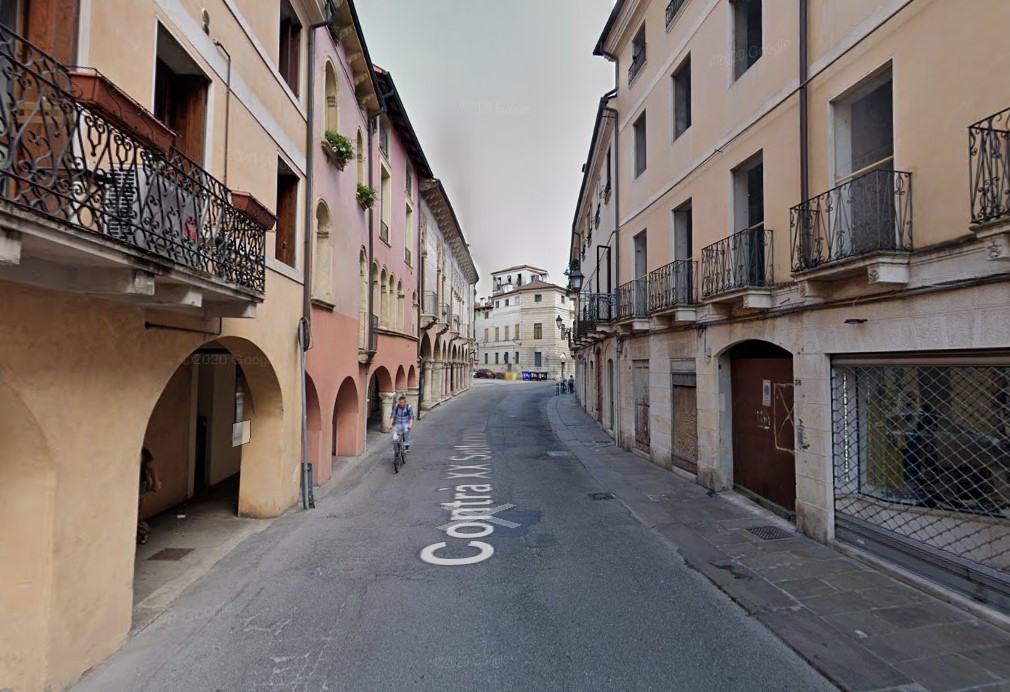 “Devo andare dall’avvocato”, ma era dal macellaio. Arrestato 29enne, violava palesemente i domiciliari