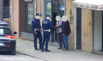 Atteggiamenti sospetti in Piazzale Bologna: bloccato un pusher
