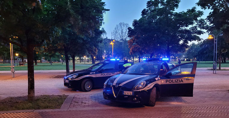 Torna l’incubo dell’eroina, scoperto uno “stallo” di droga sotto un cestino