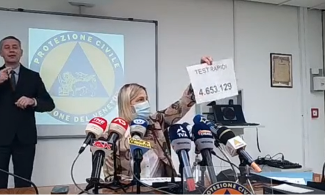 Covid, il punto della situazione: “Terapie intensive sotto quota 100, turisti tedeschi in arrivo” | +293 positivi | Dati 20 maggio 2021