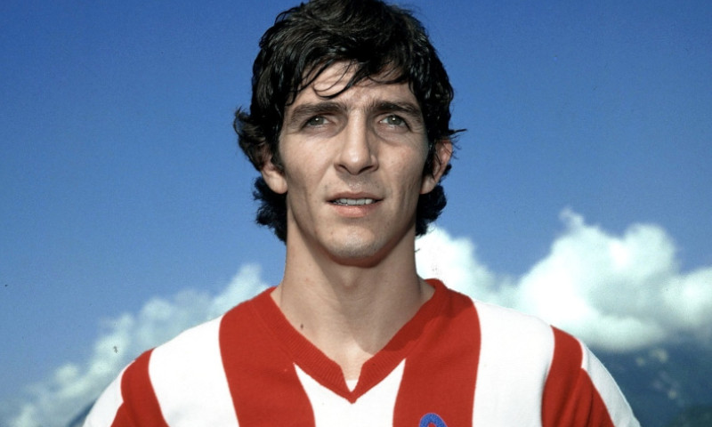 L’amore infinito di papà Paolo Rossi “Pablito” per le figlie: rose rosse per ogni compleanno