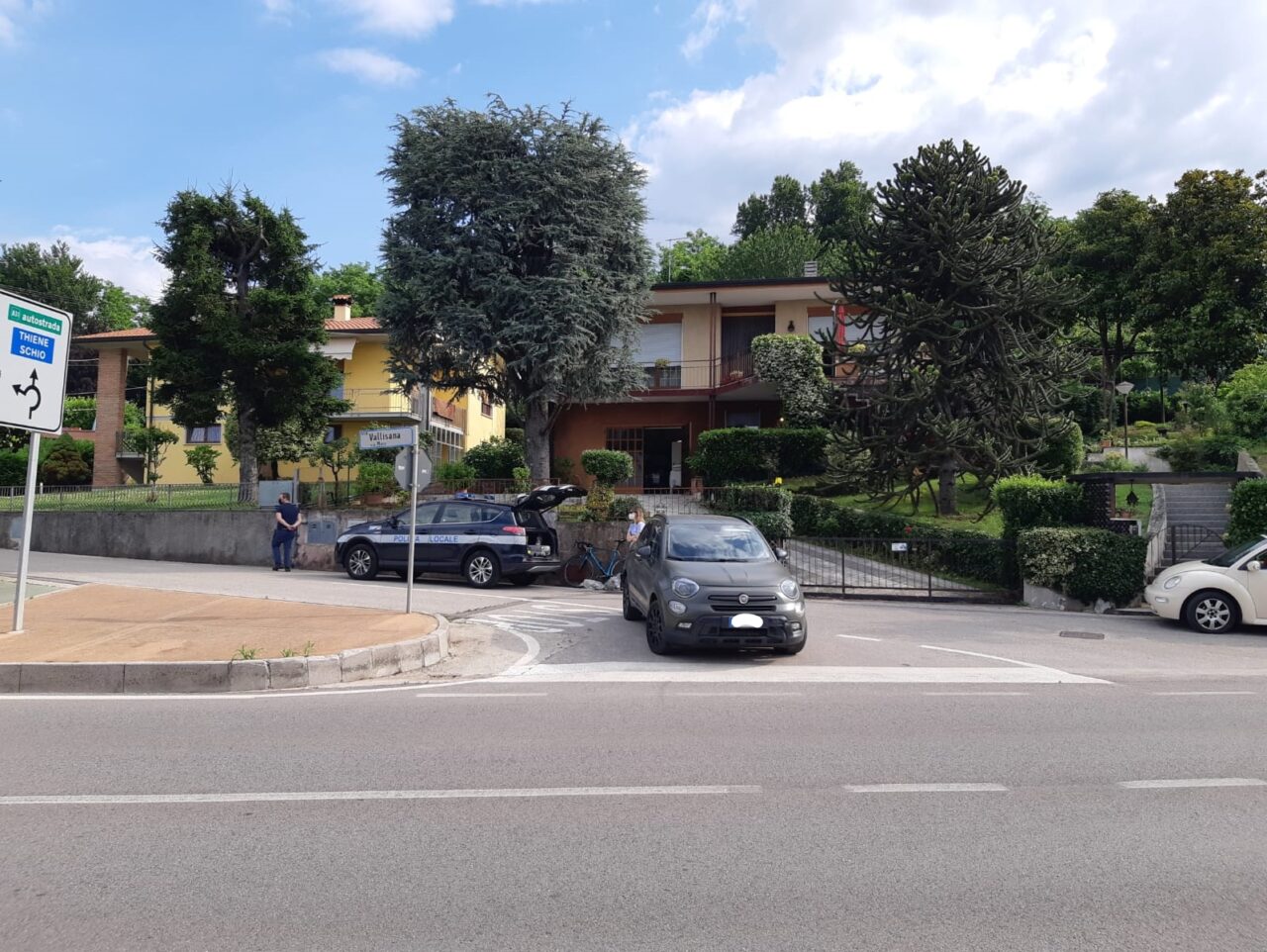 Ciclista investito da un’auto a Zugliano: è grave in ospedale