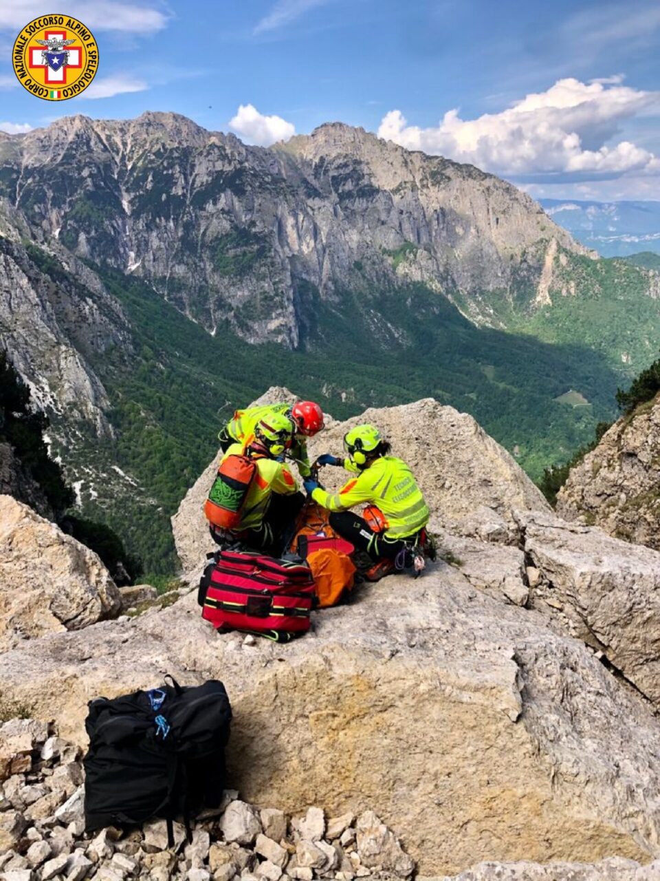 Precipita dal Prion del Cornetto, alpinista 60enne in gravi condizioni
