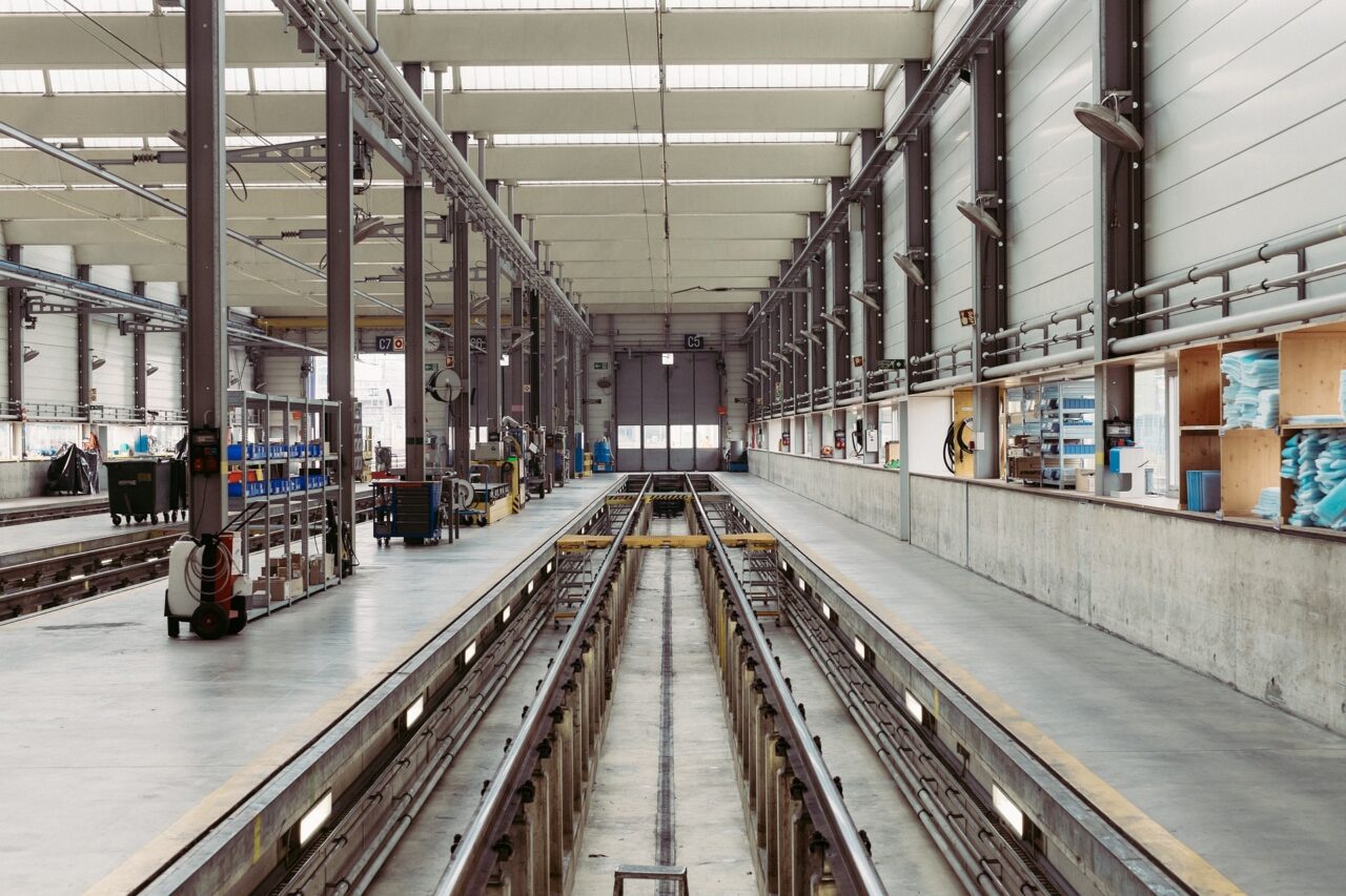 Morto per l’amianto: condannati sei manager delle ferrovie italiane