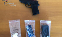 Coca e pistola (giocattolo) in casa: nei guai un 43enne di Bassano