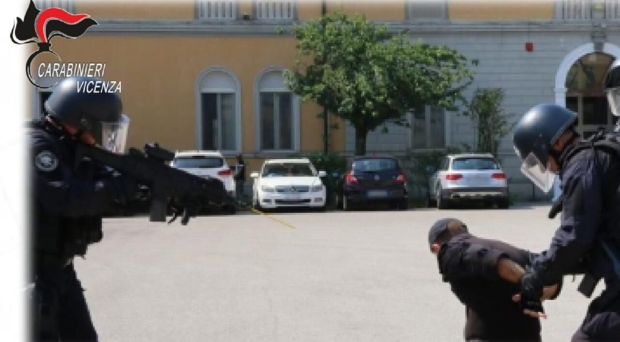 “Mafia” rumena nel Vicentino, estorsioni ai connazionali: smantellata l’organizzazione
