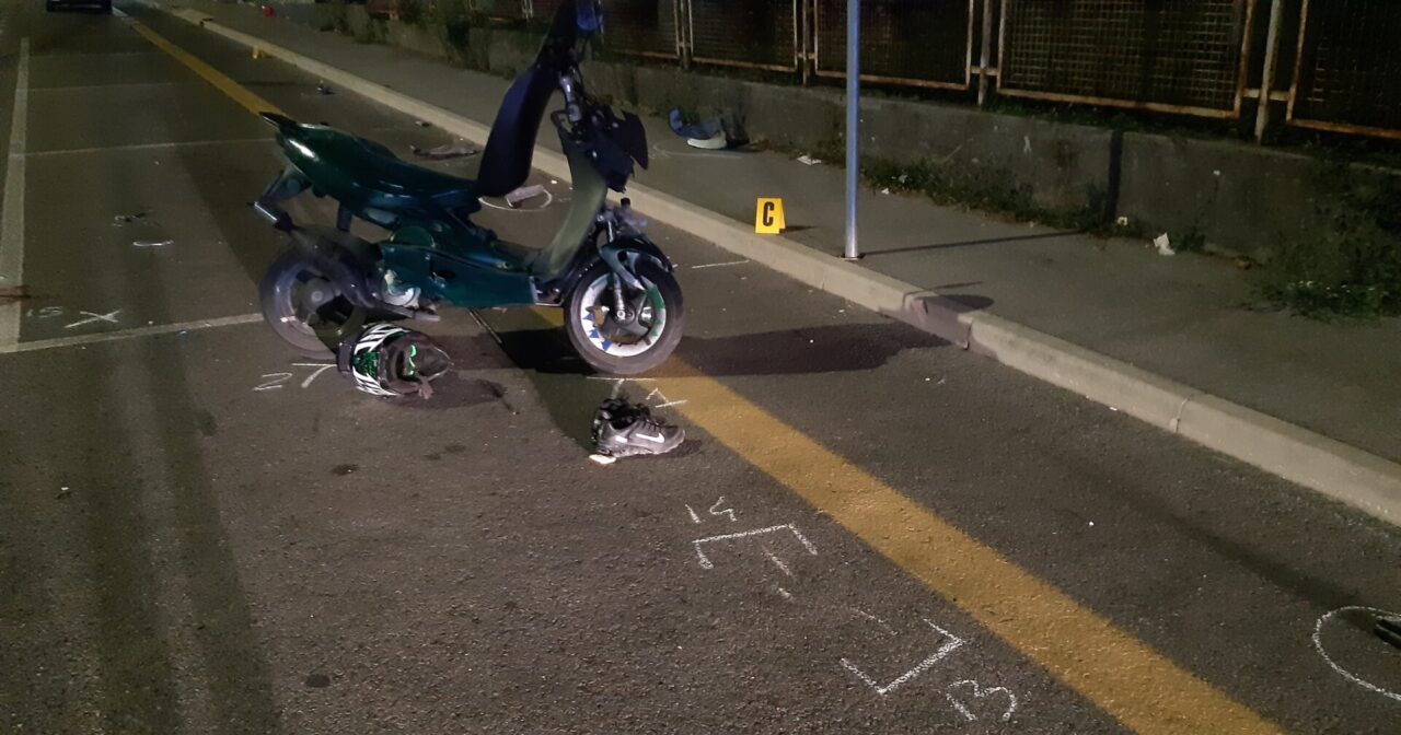 Grave incidente tra auto e scooter: il giovane Michel non ce l’ha fatta