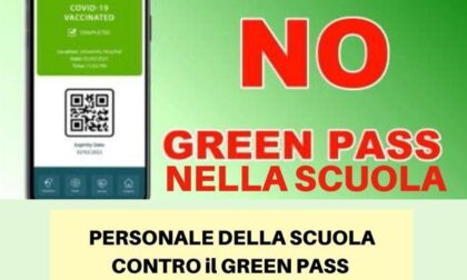 Insegnanti no Green pass sulle barricate: "Serve solo a discriminare"