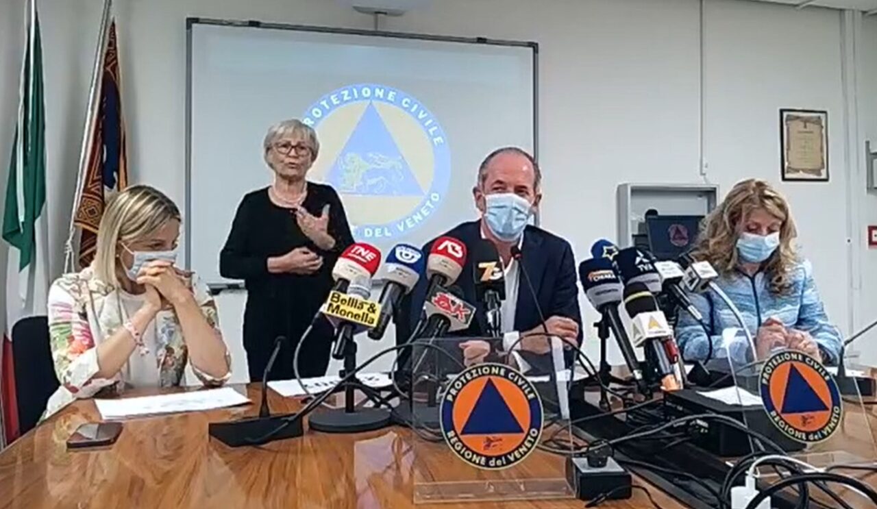 Covid, Zaia: “Entro fine settembre terza dose agli immunodepressi. Ma lo Stato si dimentica degli anziani”