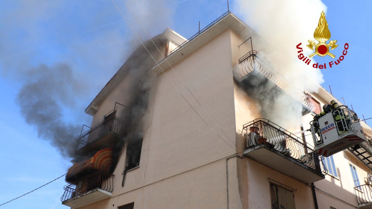 Incendio Vicenza, il rogo sarebbe doloso: motivazioni economiche alla base del folle gesto
