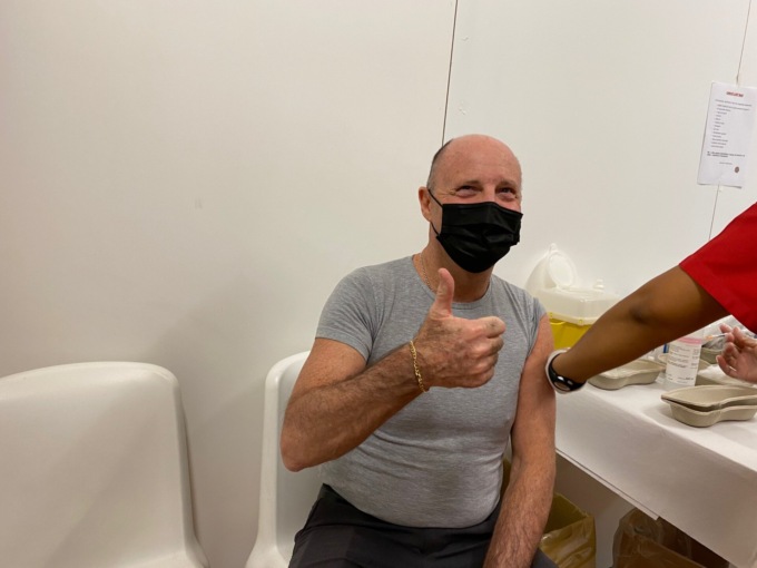 Miki Biasion testimonial campagna vaccinale anti Covid, 55.647 prenotazioni 3 dose in una settimana