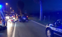 Scontro tra un'auto e una moto: feriti i due conducenti