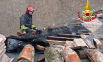 Principio d’incendio sul tetto della chiesa di Sossano: Vigili del Fuoco domano le fiamme
