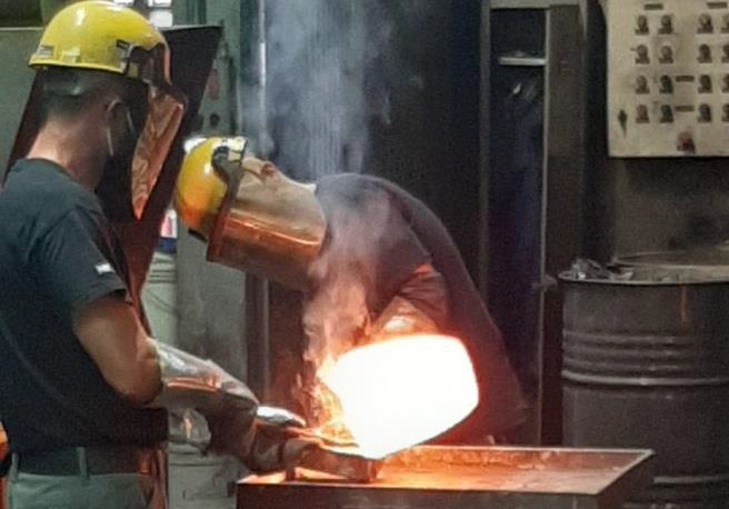 Contrabbando di gioielli: fuso l’oro confiscato durante VicenzaOro, introito di circa 17mila euro
