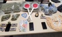 Giovanissimi spacciatori di droga arrestati: in casa c'erano chili di stupefacenti