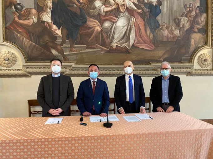 Supporto delle fasce deboli: firmato protocollo “Inpsxtutti” tra Comune, Caritas e Inps