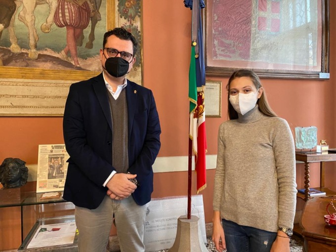 Raccolta fondi per aiutare Tommaso a sconfiggere il cancro: il sindaco a fianco della famiglia