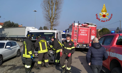 Scontro tra un furgone e un’auto a Brendola: ferita la conducente