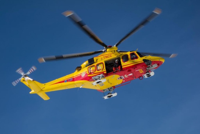 Escursionista scivola in una scarpata: operazioni di soccorso rallentate dalla nebbia