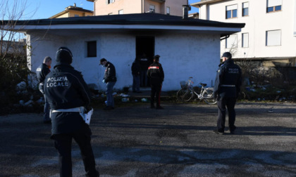 Controllo nel fabbricato in disuso a Vicenza: individuati 15 stranieri, 8 con precedenti penali