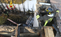 Asiago, incendio del tetto di un'abitazione: in corso le operazioni di spegnimento e bonifica
