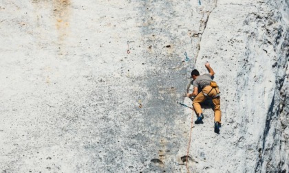 Due giovani scalatori vicentini bloccati in parete a 50 metri d'altezza