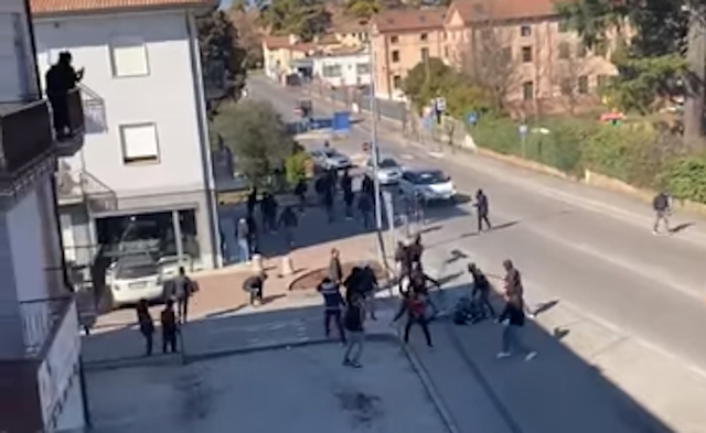 Maxi rissa tra tifosi fuori dallo stadio: altri tre Daspo a ultras del Bassano