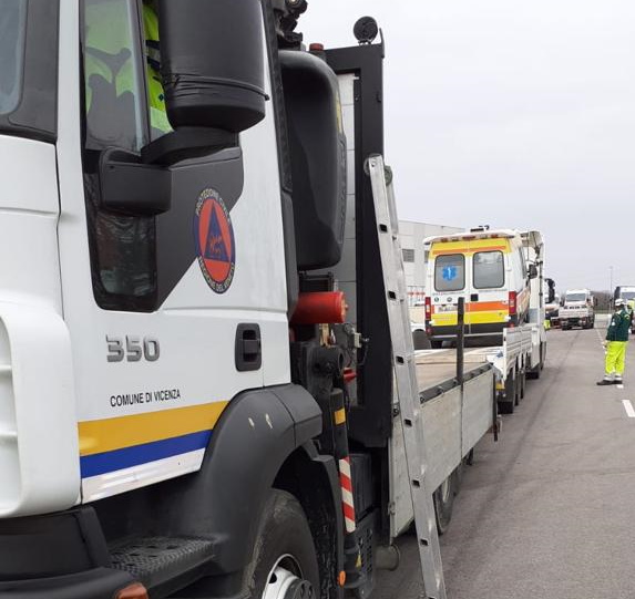 Protezione Civile in sostegno all’Ucraina: volontari in missione e a servizio dell’hub di Asiago