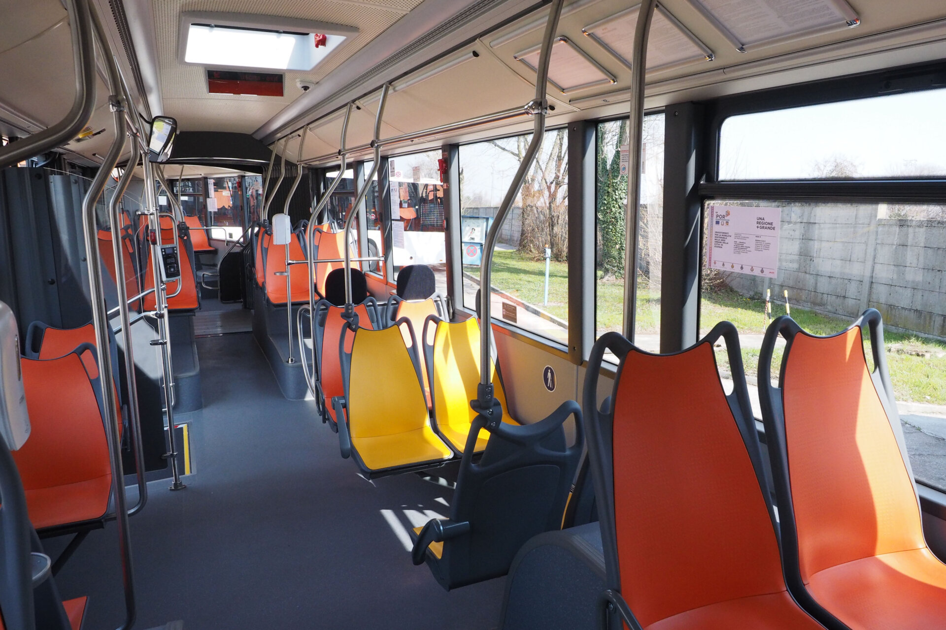 svt bus interno