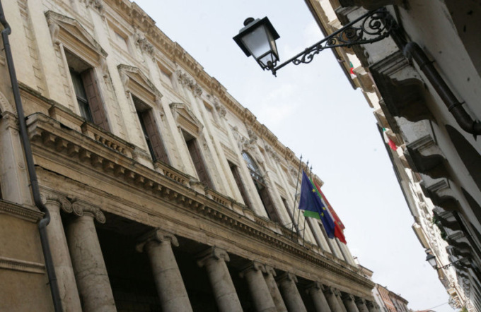 Approvato il progetto esecutivo per il rifacimento del tetto di Palazzo Trissino