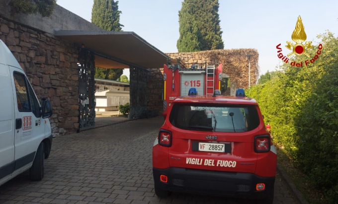 Esplosione all’interno dell’impianto di aspirazione dei fumi del forno crematorio