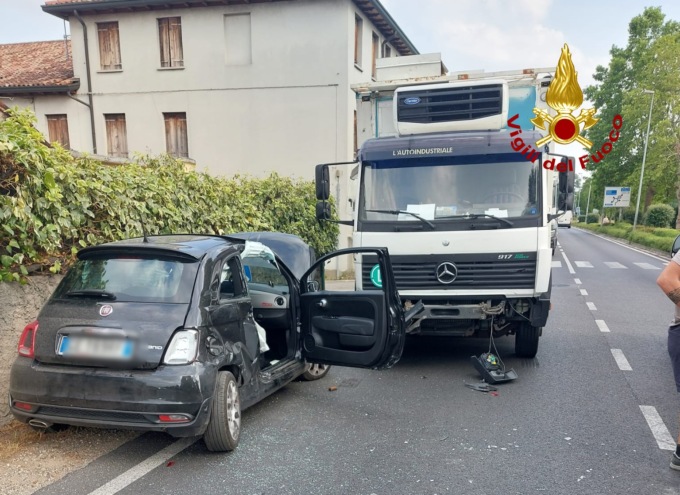 Rossano Veneto, scontro tra un’auto e un camion: ferita una giovane donna
