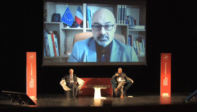 Emergenza Ucraina, Cingolani: “Economia di guerra. Puntiamo al primo rigassificatore nel 2023”