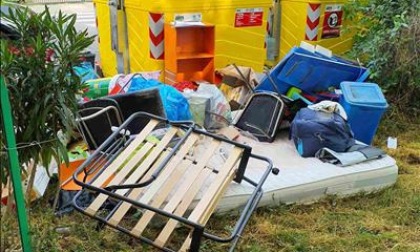Contrasto all’abbandono dei rifiuti, furbetti pizzicati dagli agenti: sanzioni per oltre 3mila euro