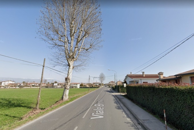 Non si ferma all’alt e si fa prendere dal panico: addosso aveva 0.3 grammi di cocaina