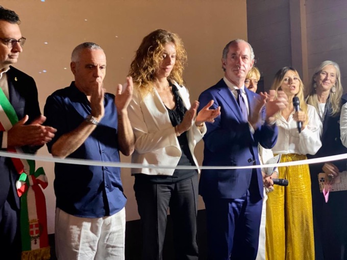 Zaia incontenibile agli Stati generali dei comuni veneti: “L’autonomia non si ferma, il Pnrr va cambiato”