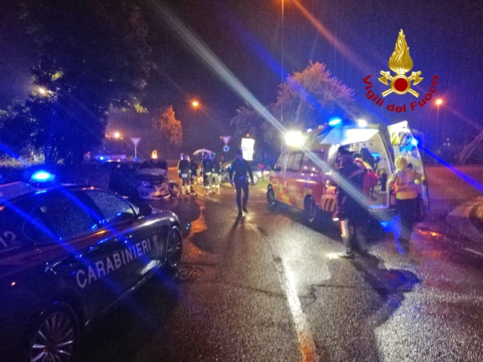 Schio, scontro tra due auto: feriti i due conducenti