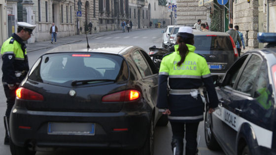 Dall’1 ottobre limitazioni per auto, disposizioni sul riscaldamento e per i negozi
