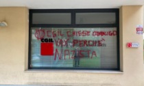 Blitz no-vax nella notte, le foto delle scritte infamanti sulle sedi CGIL di Vicenza