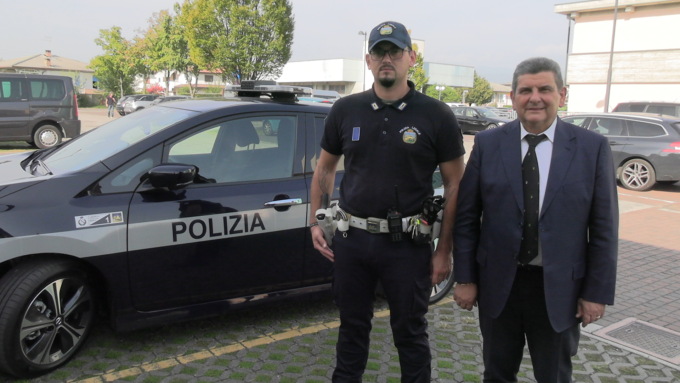 Nuova auto elettrica per la Polizia locale di Tezze sul Brenta