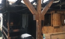 Tragedia sfiorata al "camping Riviera" di Roana: vigile del fuoco in pensione spegne un incendio e mette in salvo una coppia